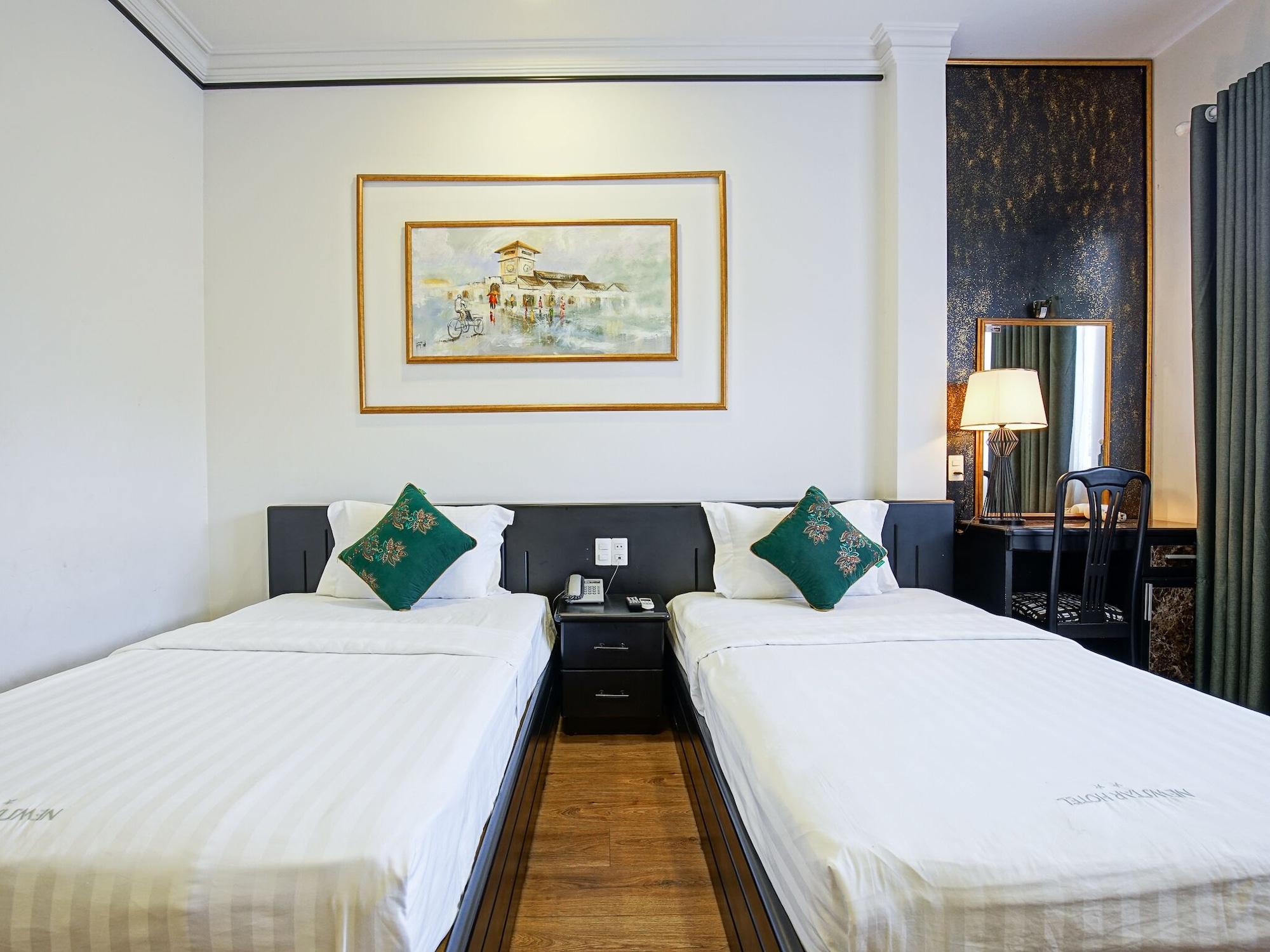 Khách sạn New Star 3*